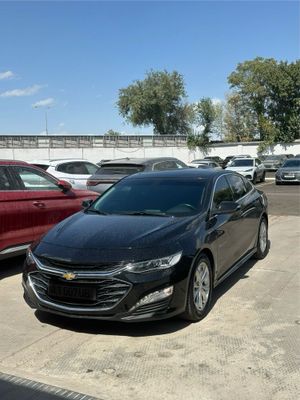 Malibu 2 premier 50.000 km prabeg halol kraska top toza ideal