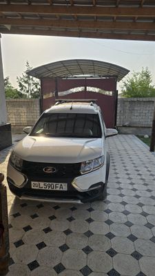 Lada largus 2022