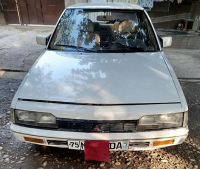 Mitsubishi Galant