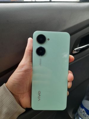 Продам VIVO Y03 идеальное состояние зарядка хватает на два дня