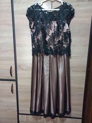 Oqshom libosi Ideal holatda 38 Razmer turkda