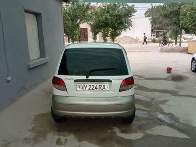 Matiz automobili sotiladi.