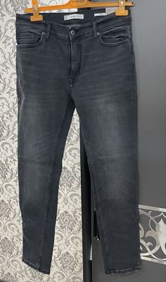 Новые джинсы Mango