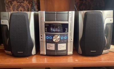 Музыкальный центр panasonic sa-vk825d