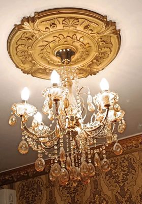 Красивая люстра