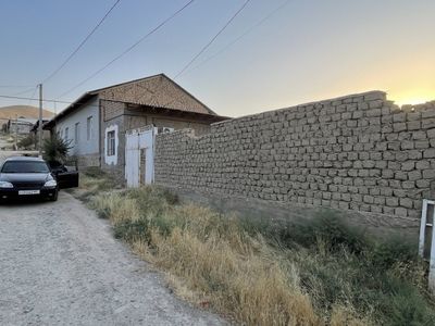 Кипчок махалласида 6сотх 3хонали ховли срочна 30.000$га сотилади