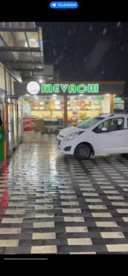 Передвижной мини магазинчик