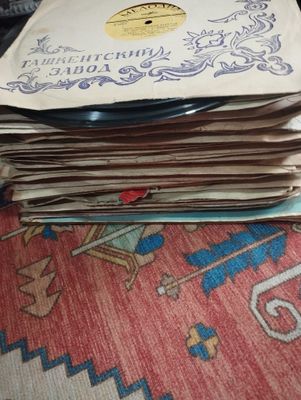 Пластинкалар сотилади