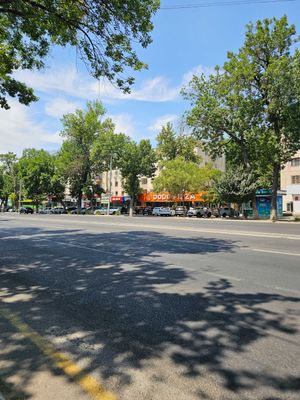 Буюк Ипак Йули. Аренда. Коммерческое помещение. 70м²