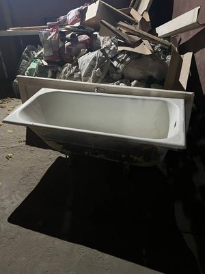 продам чугунную ванну
