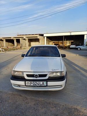 Opel vectra 1.8