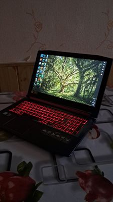 Acer nitro 5 noutbuk