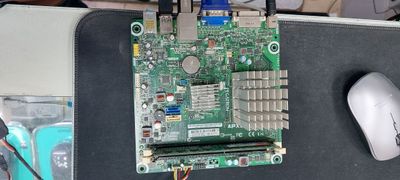 Motherboard AMD E300 для монаблока