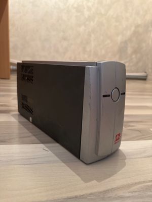 UPS источник бесперебойного питания