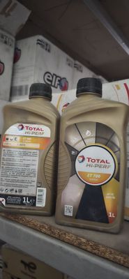 Total HI-Performance 2T 900 полностью синтетическое масло для мотоцикл