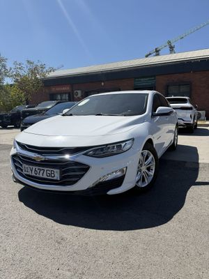 Chevrolet Malibu 2