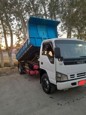 Isuzu sotiladi 5 to'na samasval