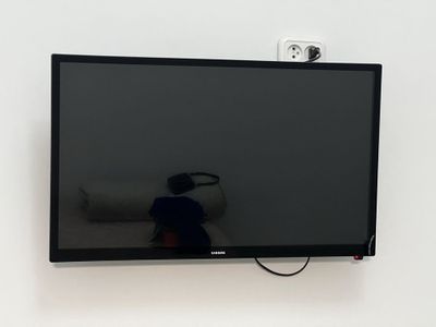 телевизор Samsung 32"