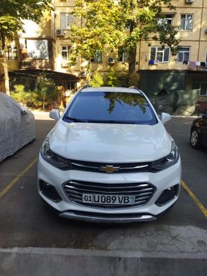 Tracker 1 premier sotiladi
