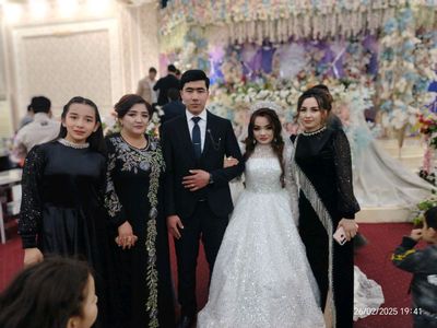 qora koʻylak vecherni