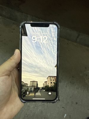 iPhone 12 pro 75 yomkist xolati yahshi aybi yo