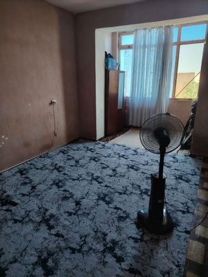 Зарафшон гранд уйларидан 2 хонали квартира сотилади