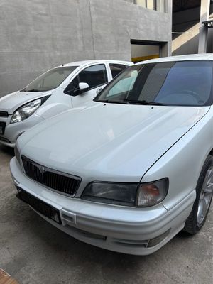 Nissan maxima 30 j