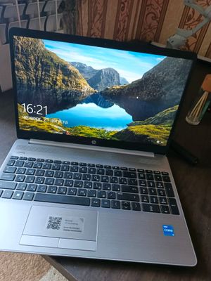 Noutbuk cor i5