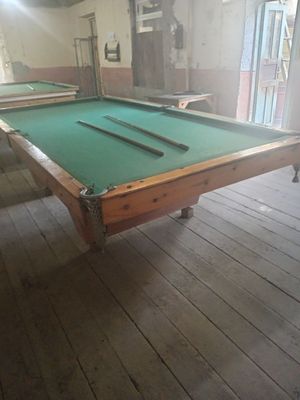 Billiard Stol sotiladi