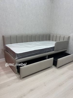 Детская мягкая кровать Келли