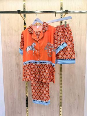 Xitoy original sholkoviy troyka pijama
