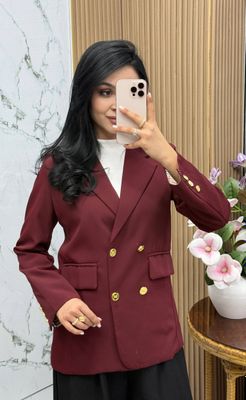Қизлар учун кузлик астарли костюмлар