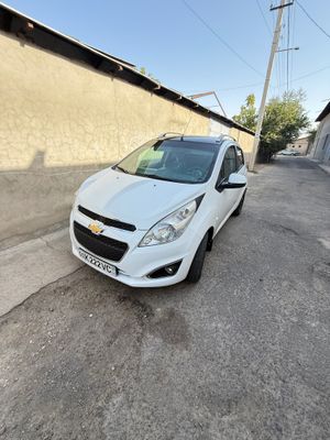 Spark 2015 mexanika gaz oq 3-poz superi