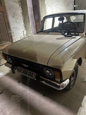 Moskvich kombi sotiladi