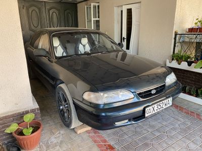 Hyundai Sonata 1996yil