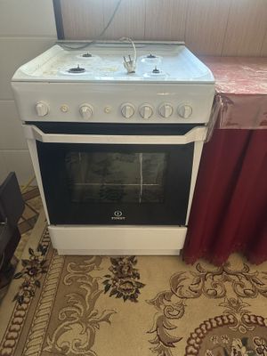 Gaz plita ( Xolati yaxshi )