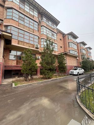 Продается 4х ком. кв-ра в новостройке, ор-р: Амир Темур махалля, 146м2