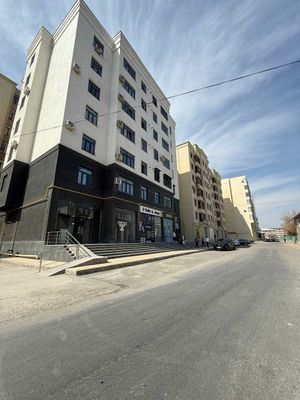 254 m2 lik Karobka holatdagi noturar magazin sotuvga qoyilyapti.