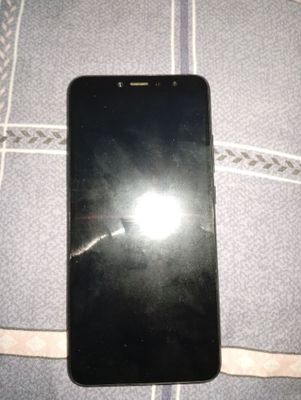 Xiaomi Redmi S2 . 3 гб ОЗУ . 32 ГБ . Отпечаток пальца