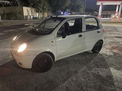 Matiz 2010 rangi oq
