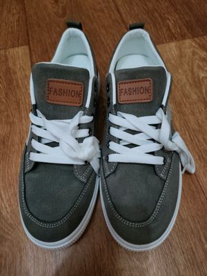 Fashion shoes