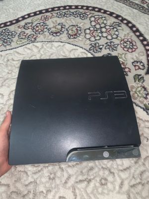 Play station 3 sotiladi