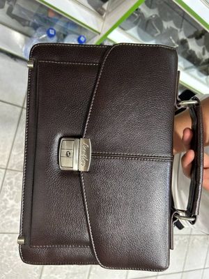 Барсетка с ключом отличное и новое состояние,есть и другие варианты