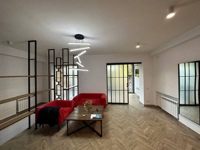 Аренда коммерческой недвижимости Ц-1, Black Star Burger 120м²