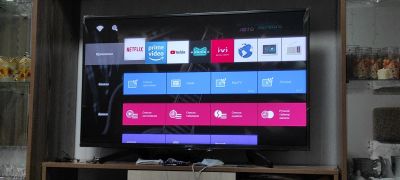 Sony bravia 4К вайфай есть Ютуб браузер