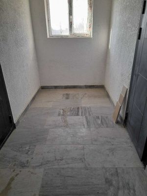 Сергели (Спутник), рядом с метро Кипчок (500 м). Цена: 33 000 USD