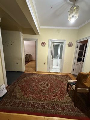 4 комнатная квартира на аренду Иробод Ойбек 15