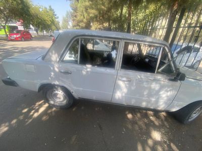vaz 21011 sotiladi
