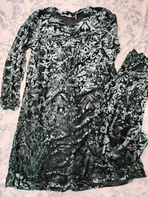 Ayollar kiyimi