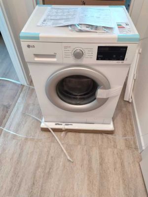 стиральная машина LG 6кг белый есть доставка